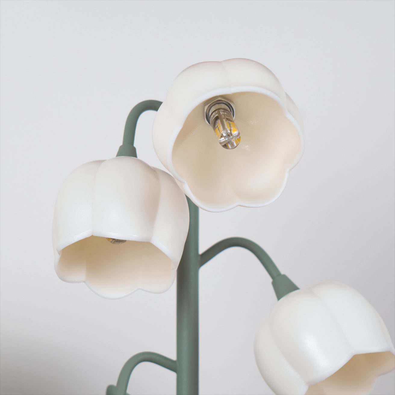 Modern Bell Orchid Table Lamp Cozy Indoor Decorative Light