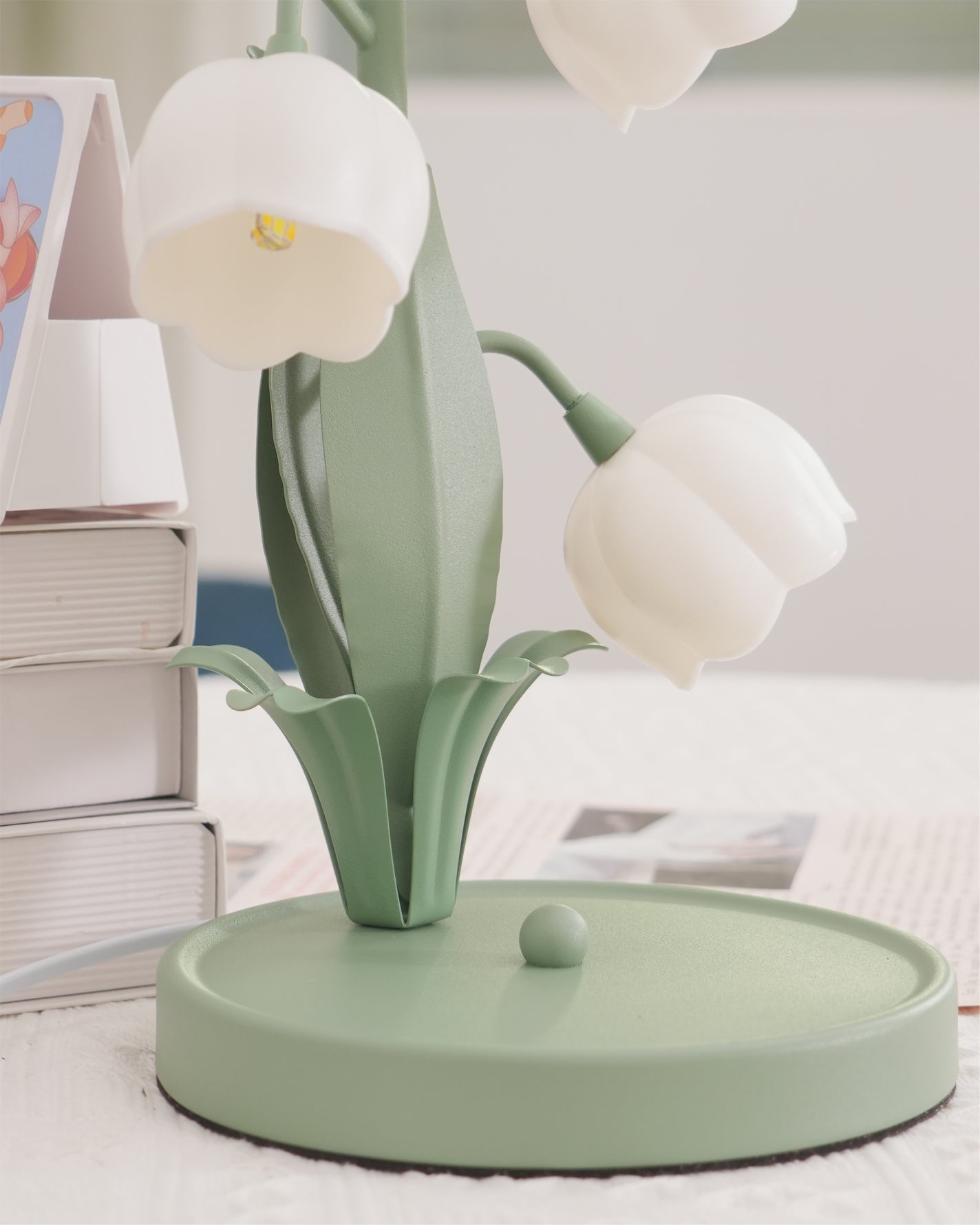 Modern Bell Orchid Table Lamp Cozy Indoor Decorative Light