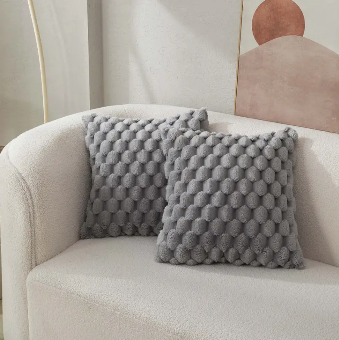 Honingcomb decorative throw pillow with relief texture