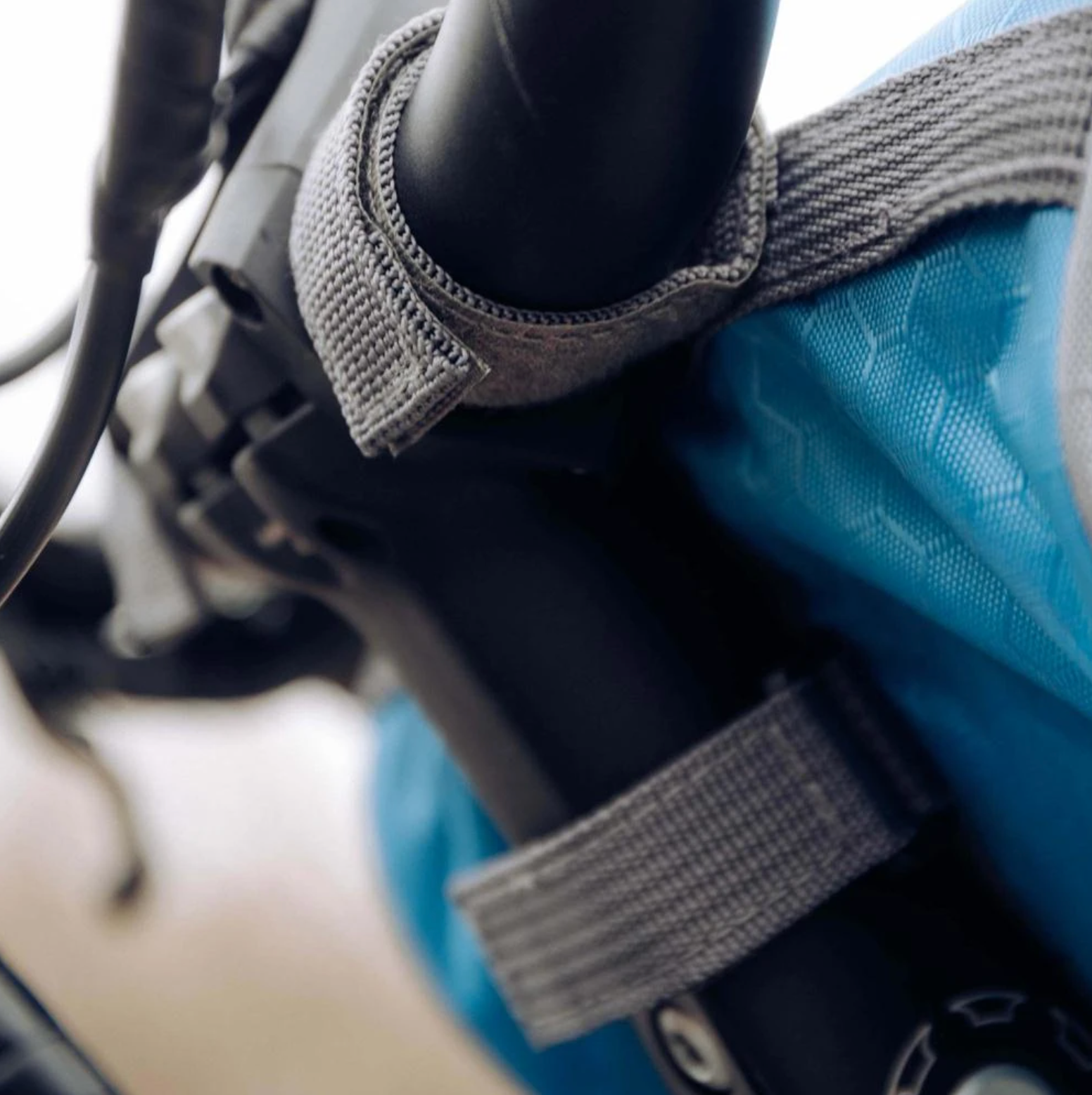 Bicycle Phone Holder Bag – Touchscreen Window & Multifunctional Design