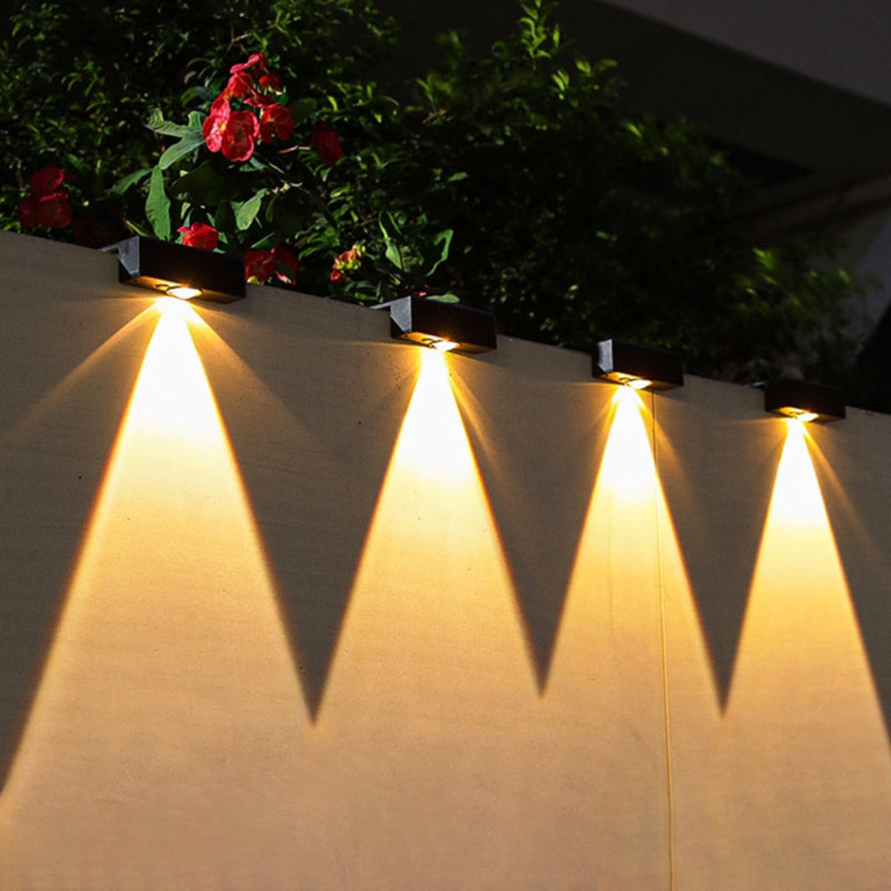 Durable Solar Garden Light Weather-Resistant Outdoor LED Pathway Lamp
