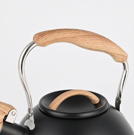 Stainless Steel Whistling Kettle – Classic Style for Everyday Use