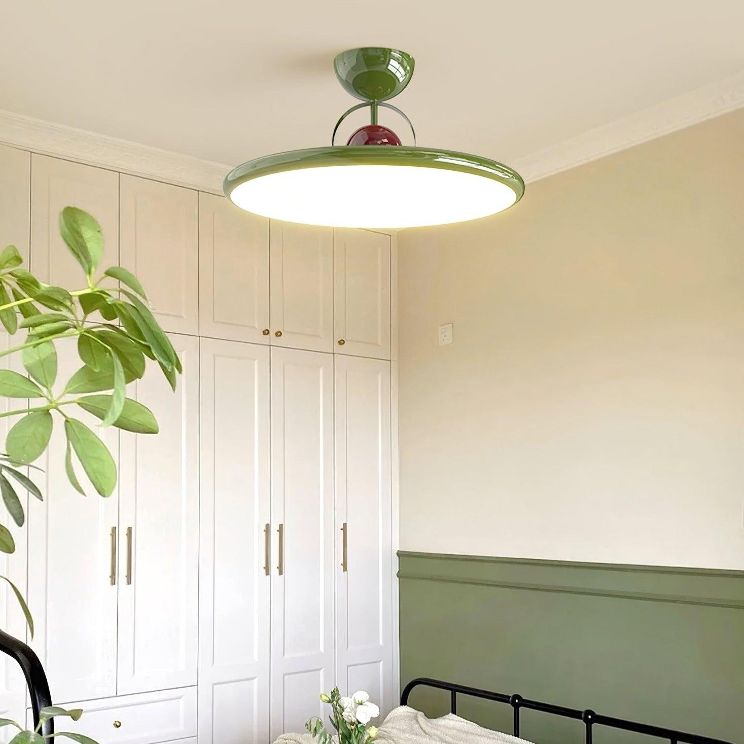 Modern LED Ceiling Light Round Design with Balanced Ambient Glow