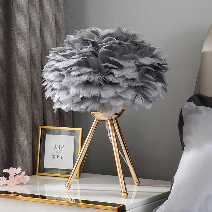 Dimmable Table Lamp with Luxury Feathers in Elegant Decorative Lighting