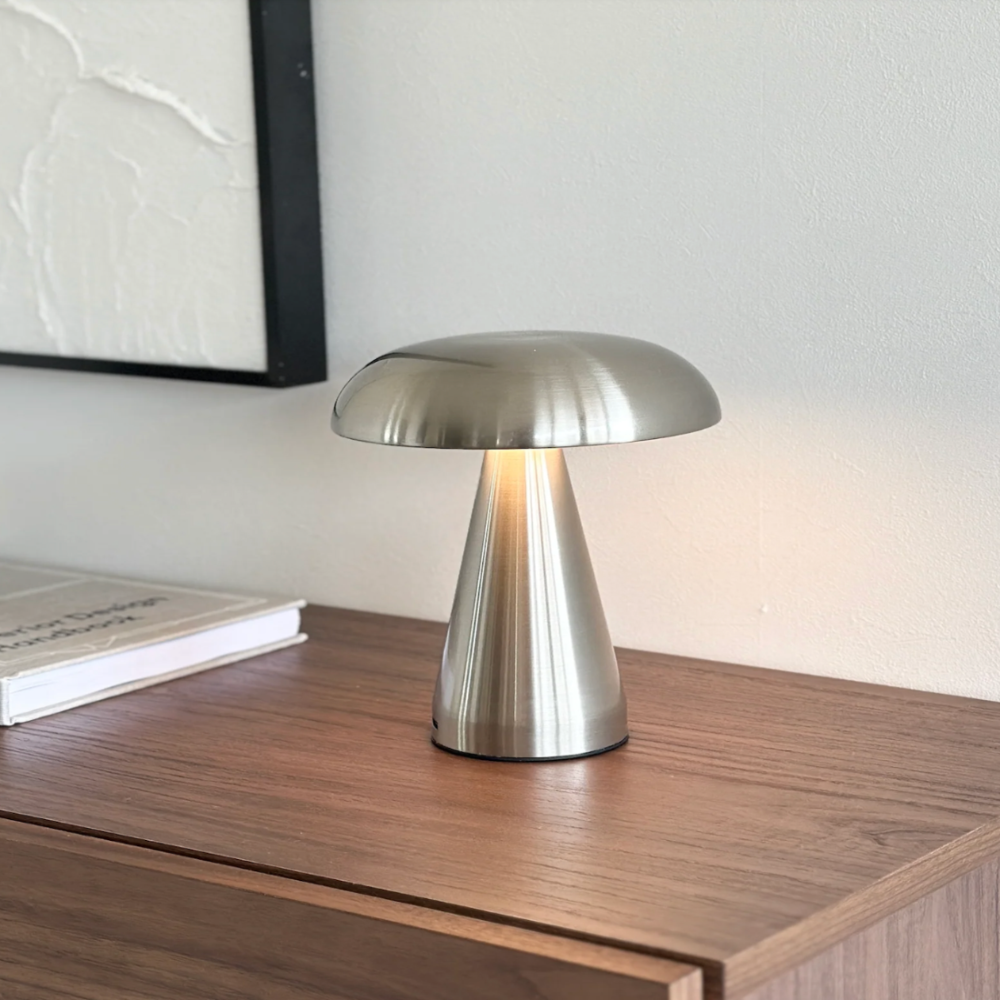 USB Powered Table Lamp in Vintage Style