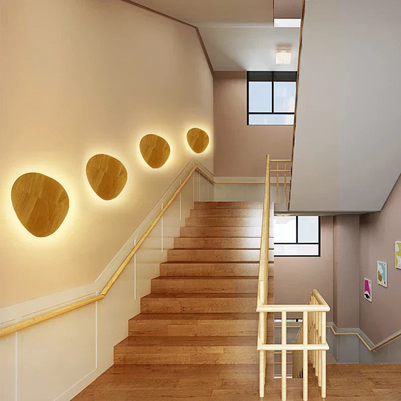 Radiant wall lamp made of wood