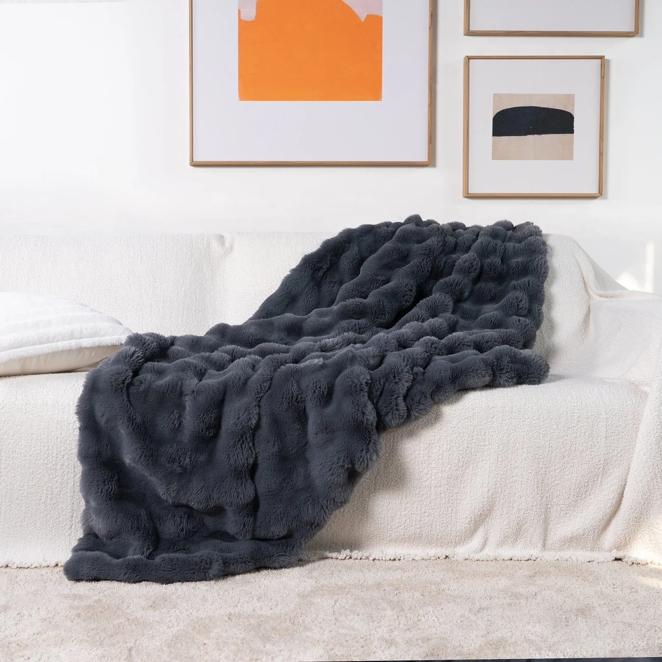 Plush Texture Blanket Throw – Gentle-Touch All-Season Design