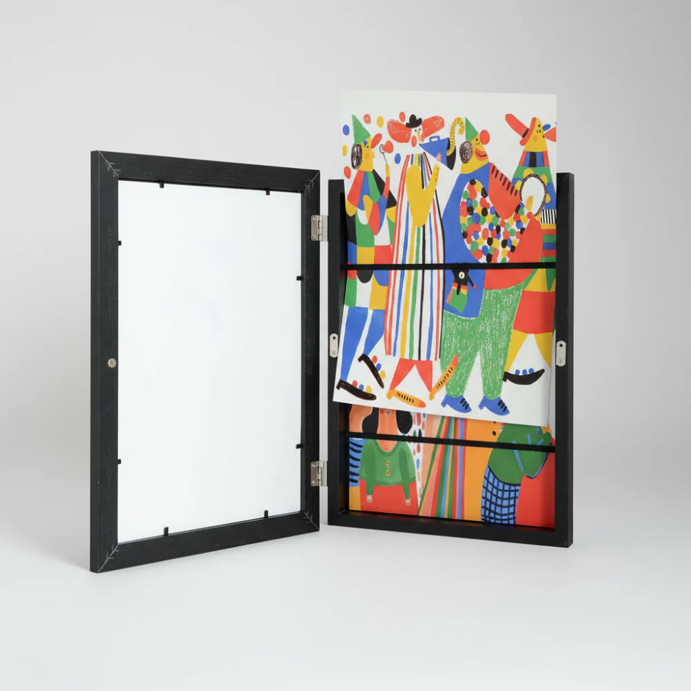 Kids Wall Art Storage Frame Display & Organise Up to 150 Drawings