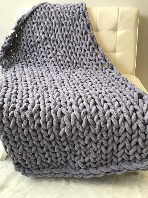Plush Chunky Knit Throw Soft Decorative Blanket for Couch & Bed