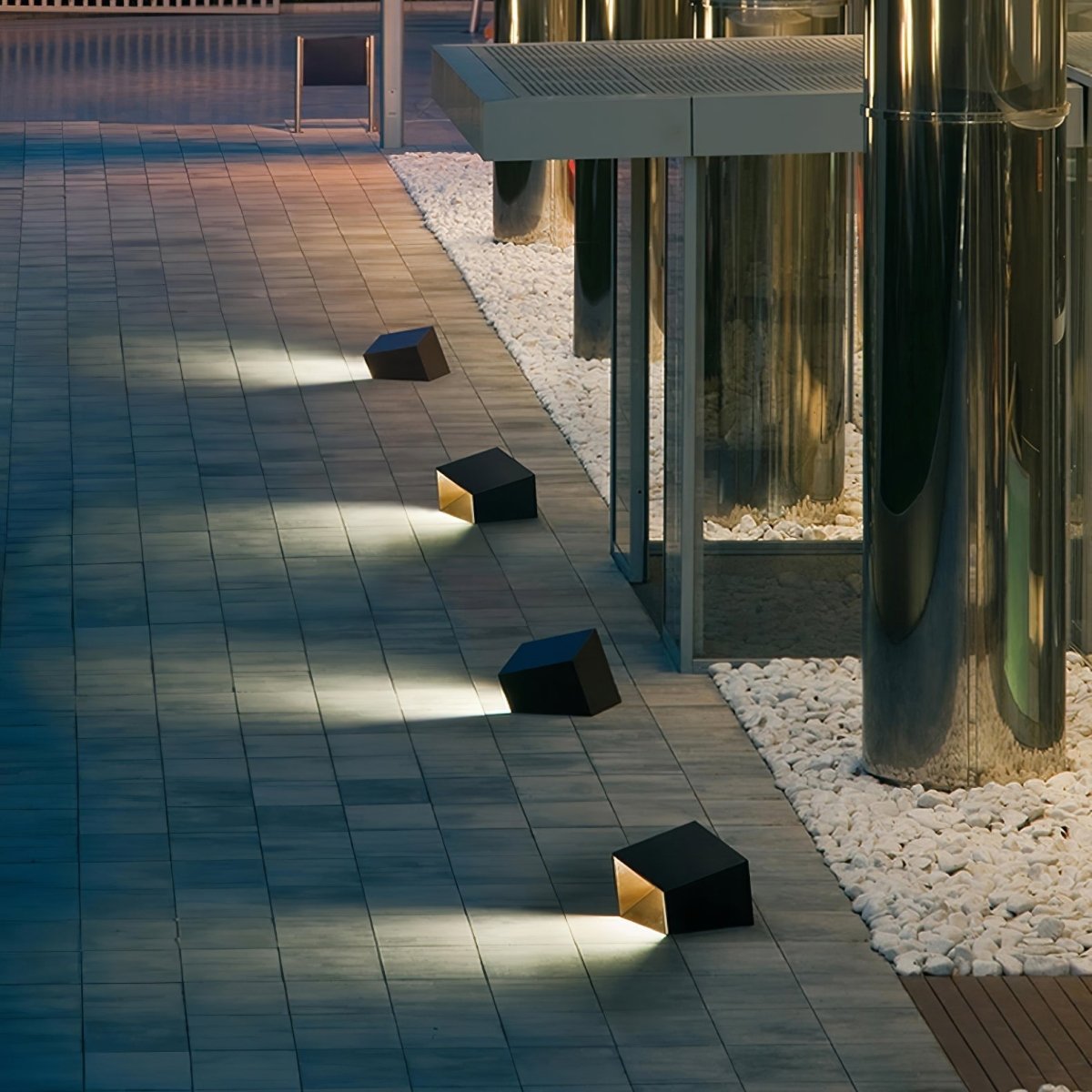 Luno Solar LED Buitenlamp in Kubusvormig Design