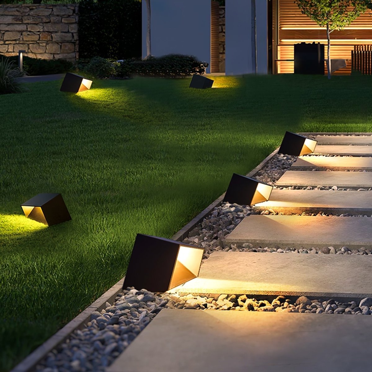 Luno Solar LED Buitenlamp in Kubusvormig Design