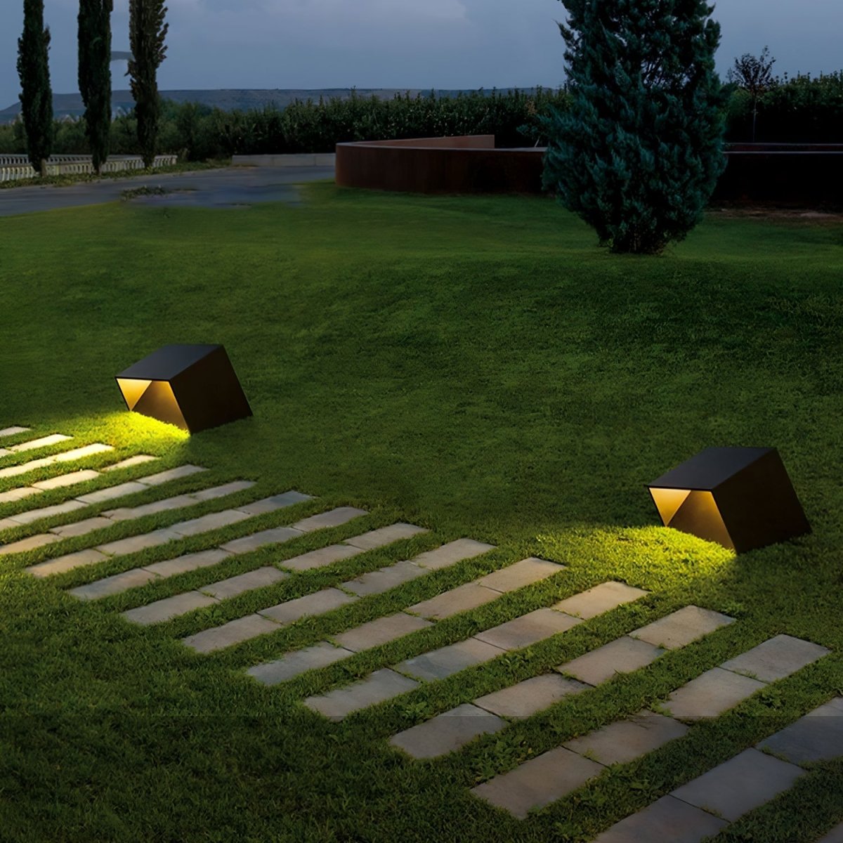 Luno Solar LED Buitenlamp in Kubusvormig Design