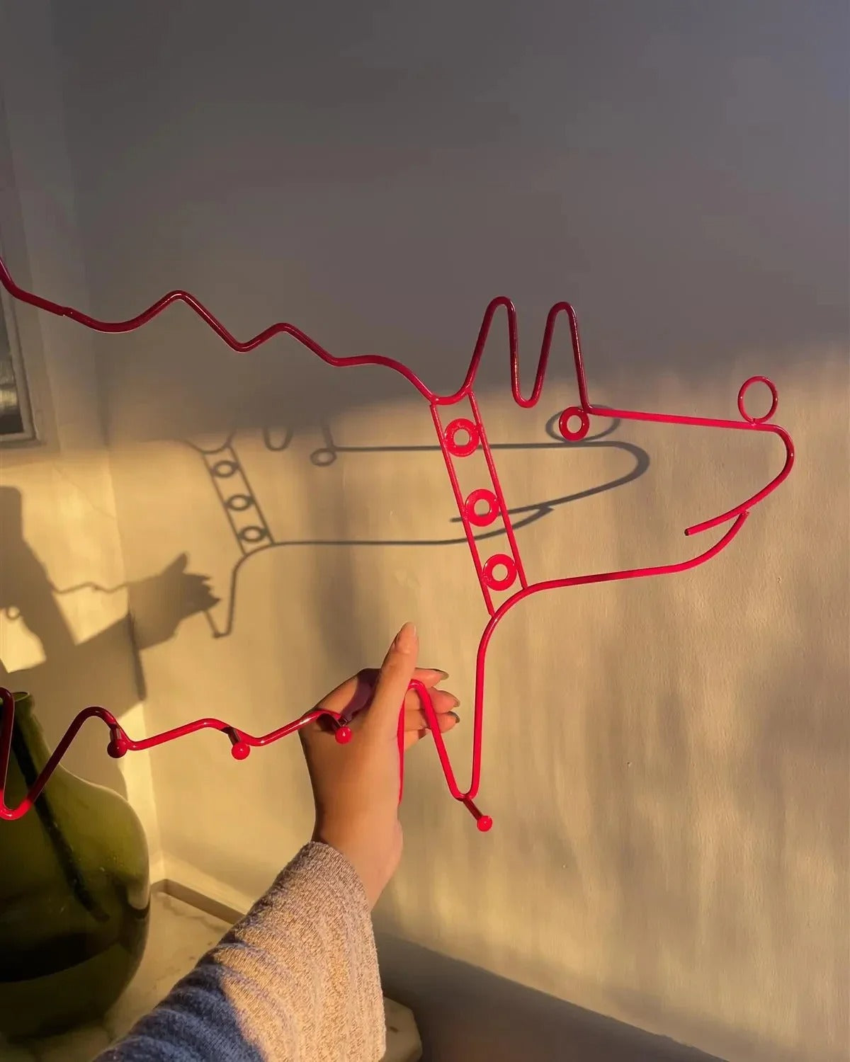 Minimalist Wall Hook Bold Red 5-Hook Organizer for Entryway