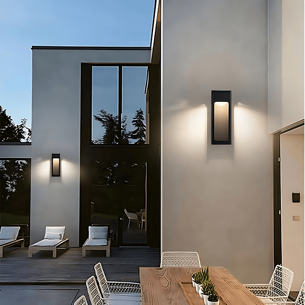 Noctra outdoor lamp with motion sensor