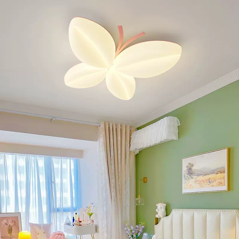 Ceiling lamp in butterfly shape with LED lighting