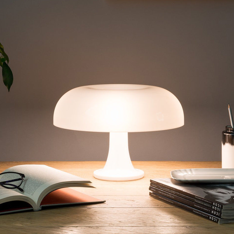 Mushroom-Shaped Minimalist Bedside Lamp in Nordic Mid-Century Style