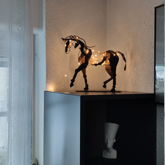 Handgemaakt paarden beeldje