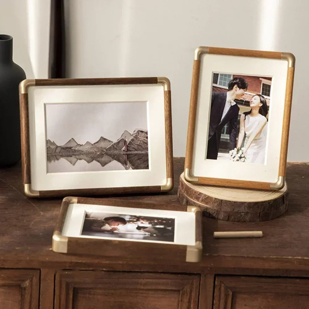 Elegant Tabletop Photo Frame Vintage-Style Home & Office Décor