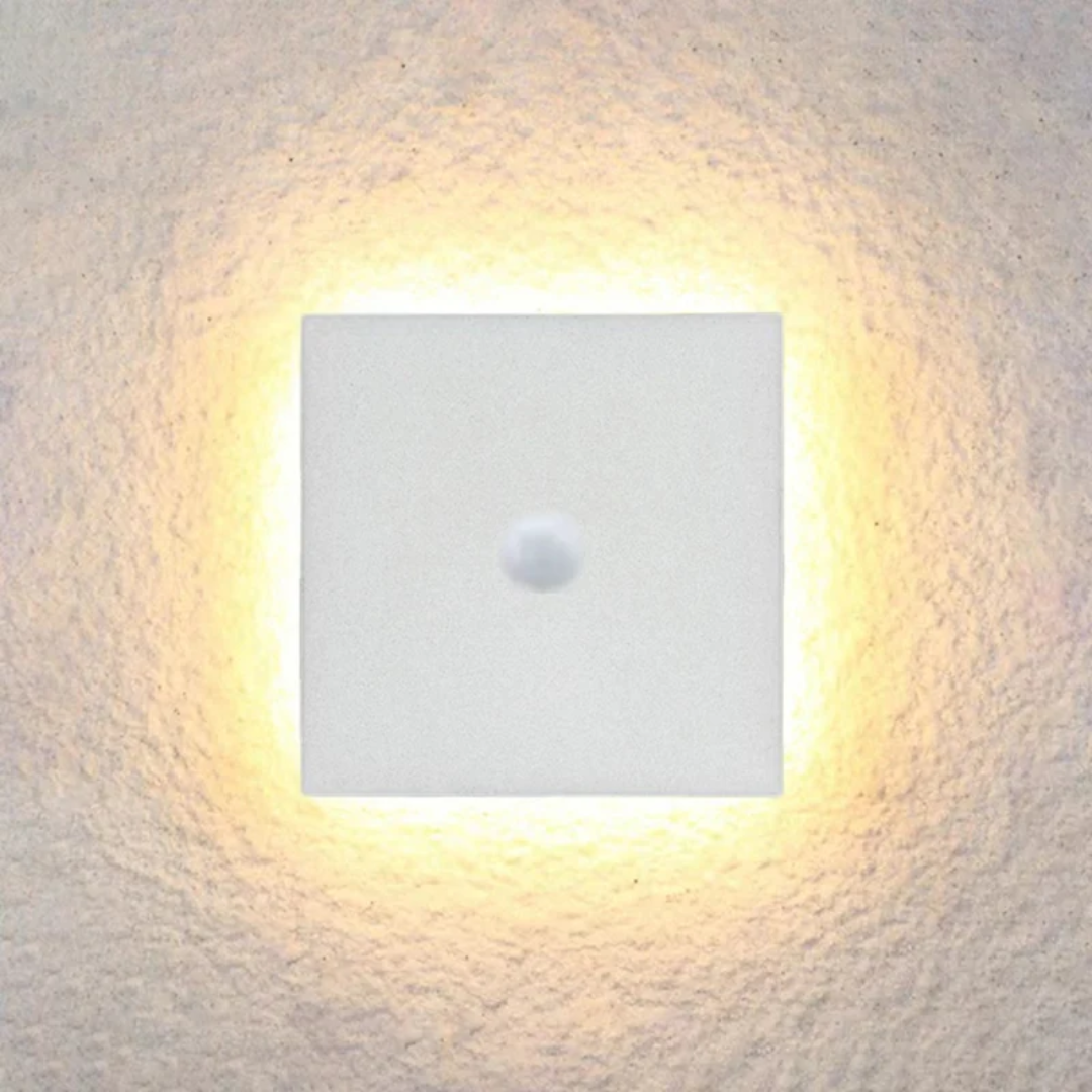 Outdoor Modern Minimalist LED Wall Light Waterproof Design
