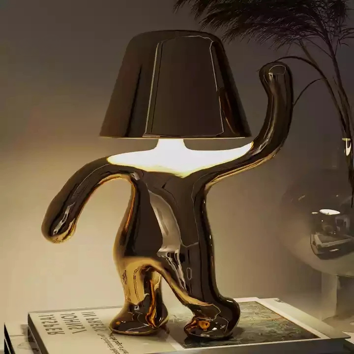 Lumofigo Sculpturale Tafellamp met Dansend Design en Glanzende Finish