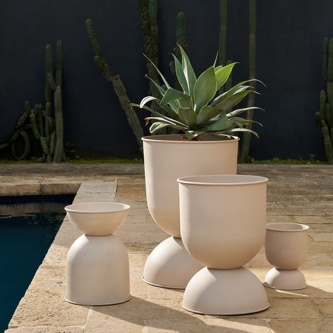 Aurmo Metalen Plantenpot met Sculpturale Vorm voor Buiten