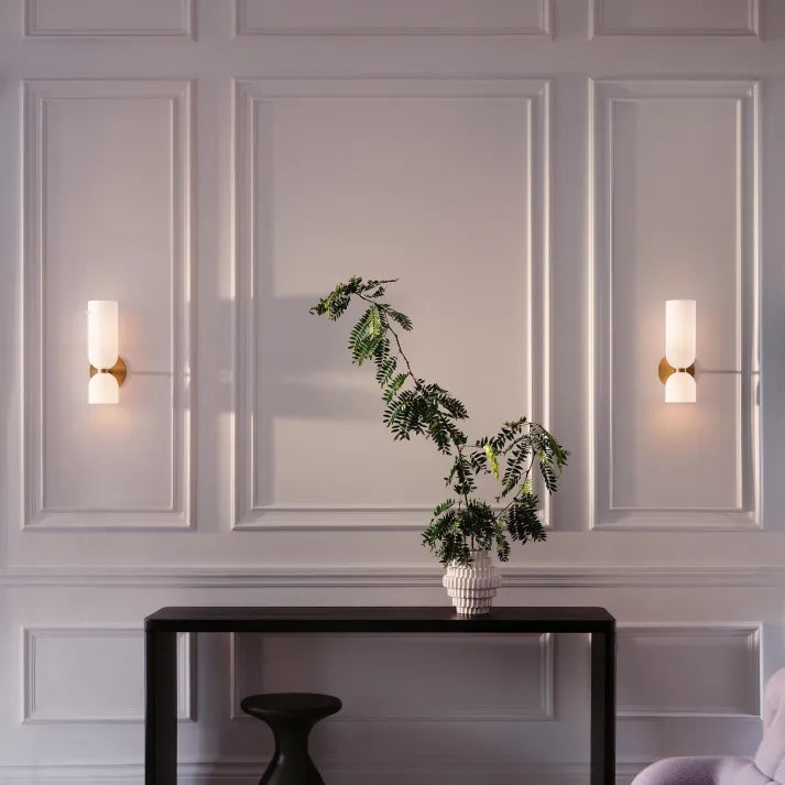 Elegant LED wall lamp with double globe